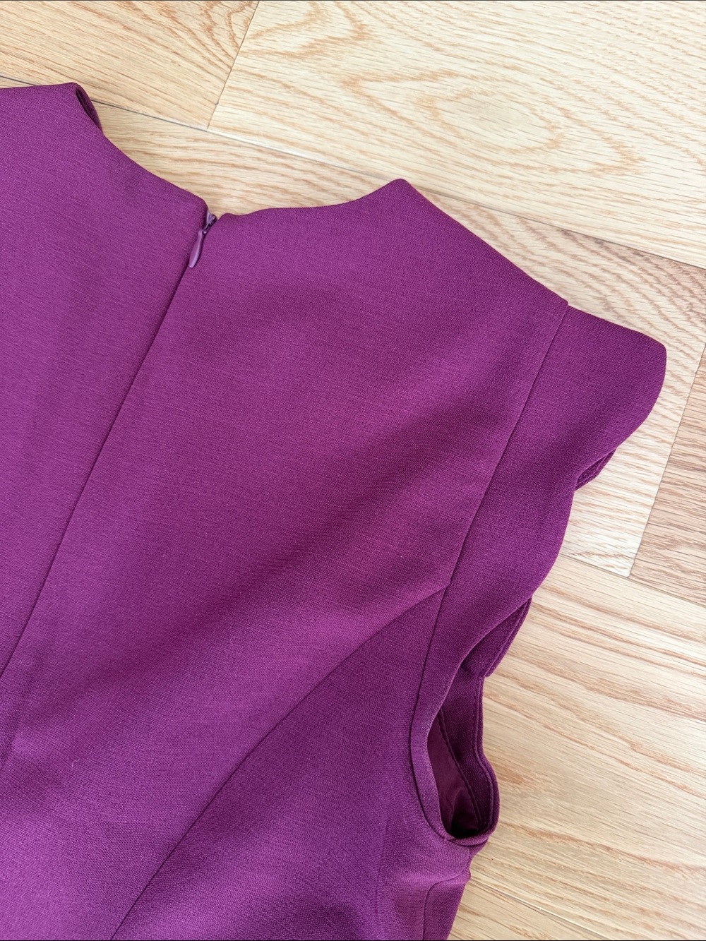 Maggie London Petite Dress - Picture 8 of 11